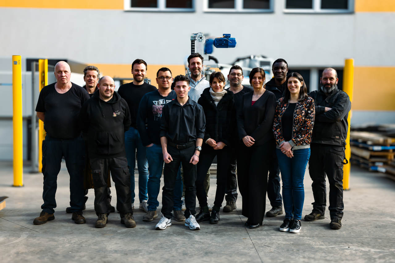 Photo de groupe de l'équipe Steelmade.
